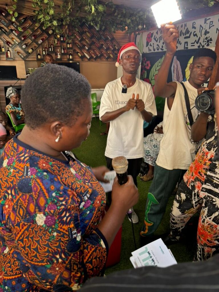 WhatsApp Image 2025-10-28 at 23.00.34_57faccd8